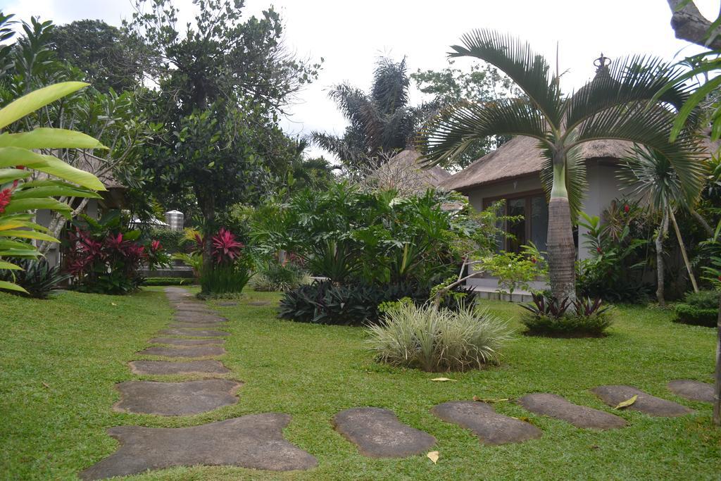 Suka'S House Bed & Breakfast Ubud Buitenkant foto